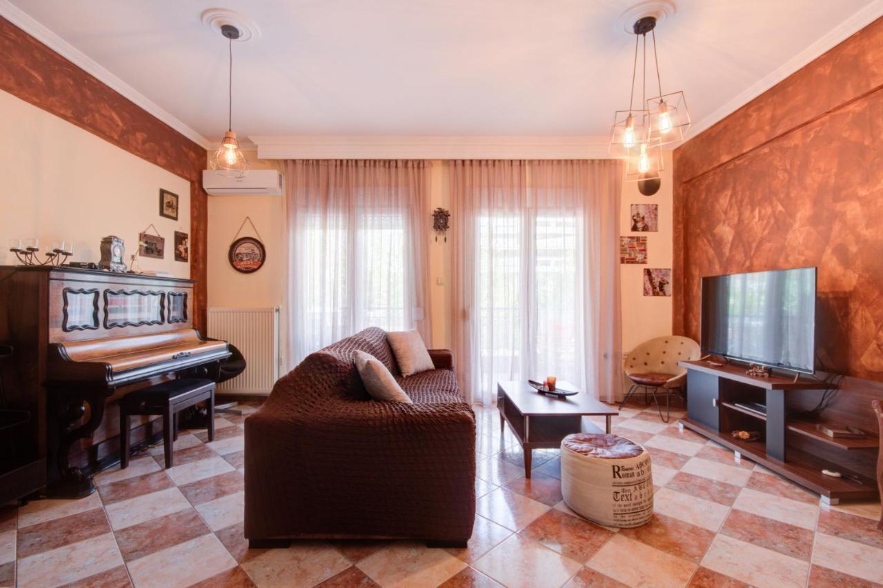 East City Living Apt - Netflix, Vesta Philoxenia Tesalonika Bagian luar foto